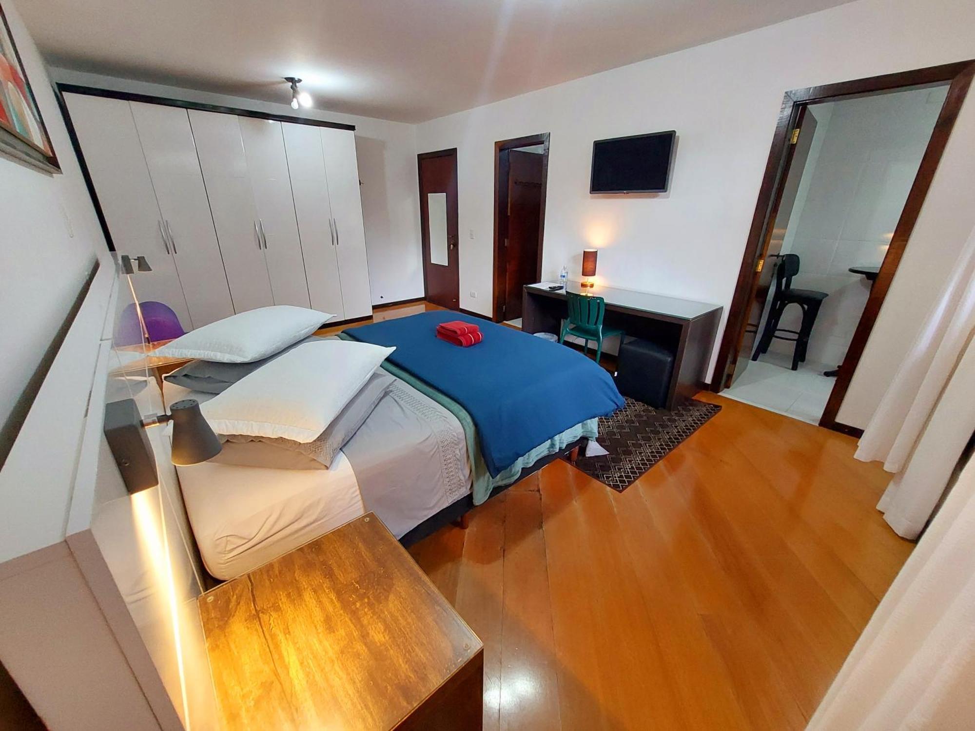 Queen Suite