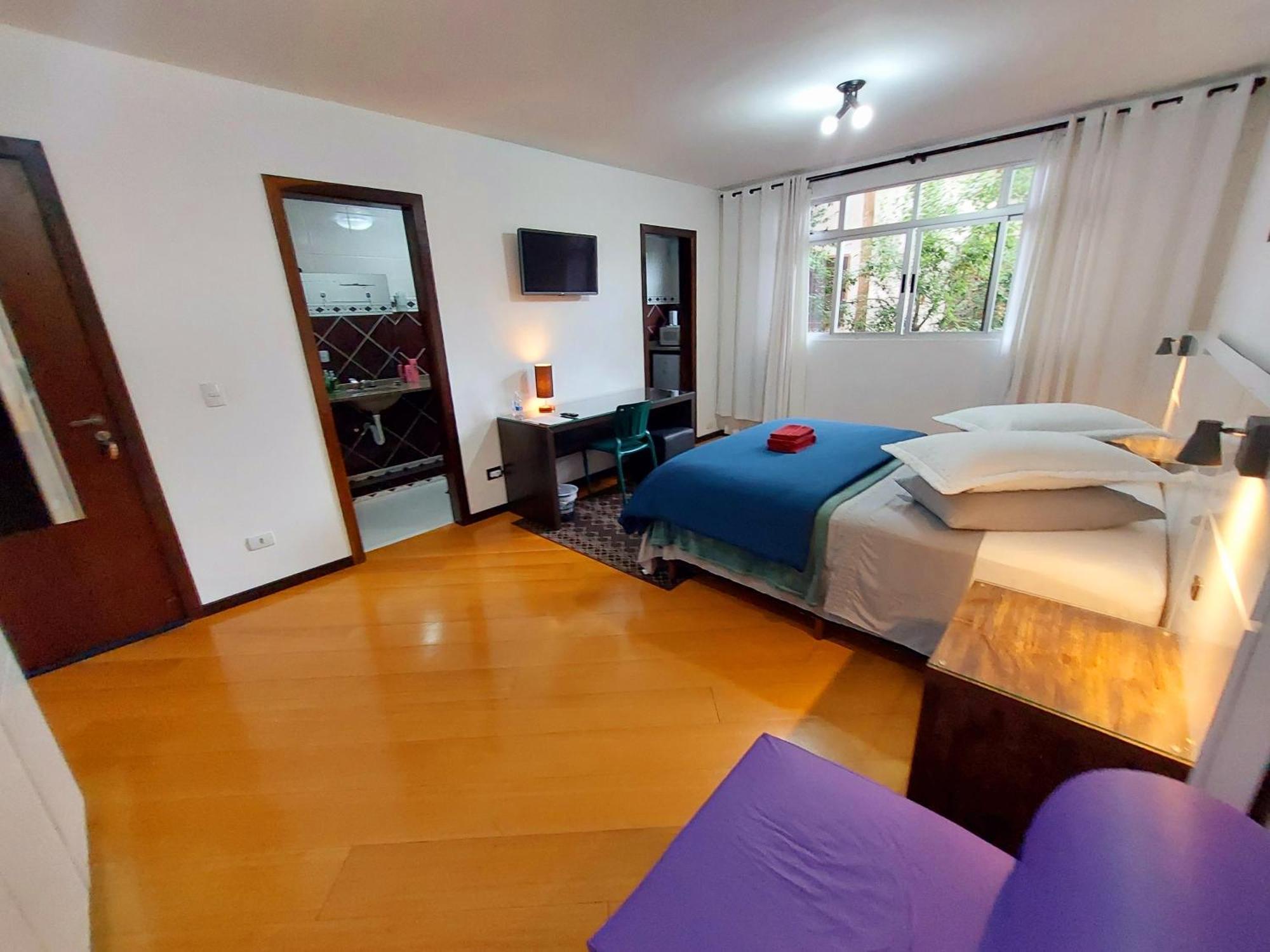 Queen Suite