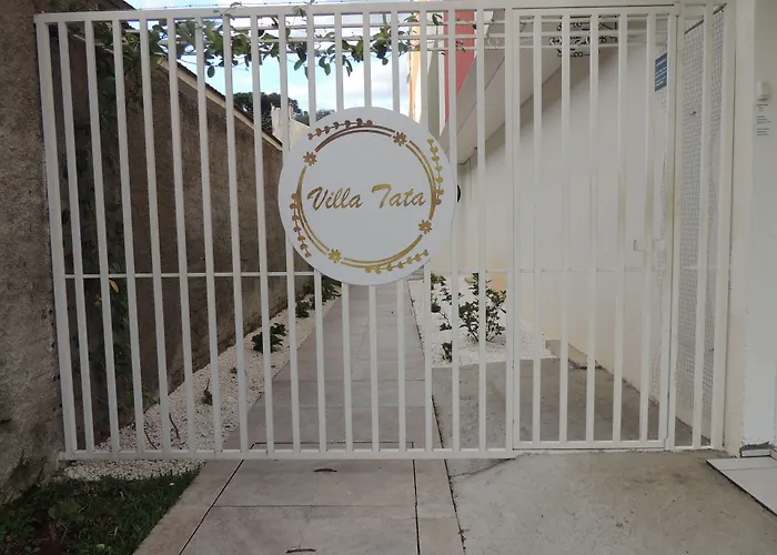 Villa Tata Suítes Ltda